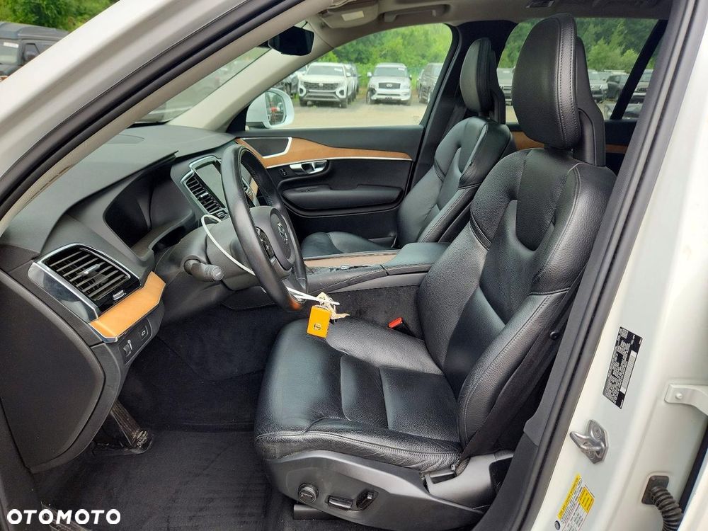 Volvo XC 90 T5 AWD Momentum 7os - 10
