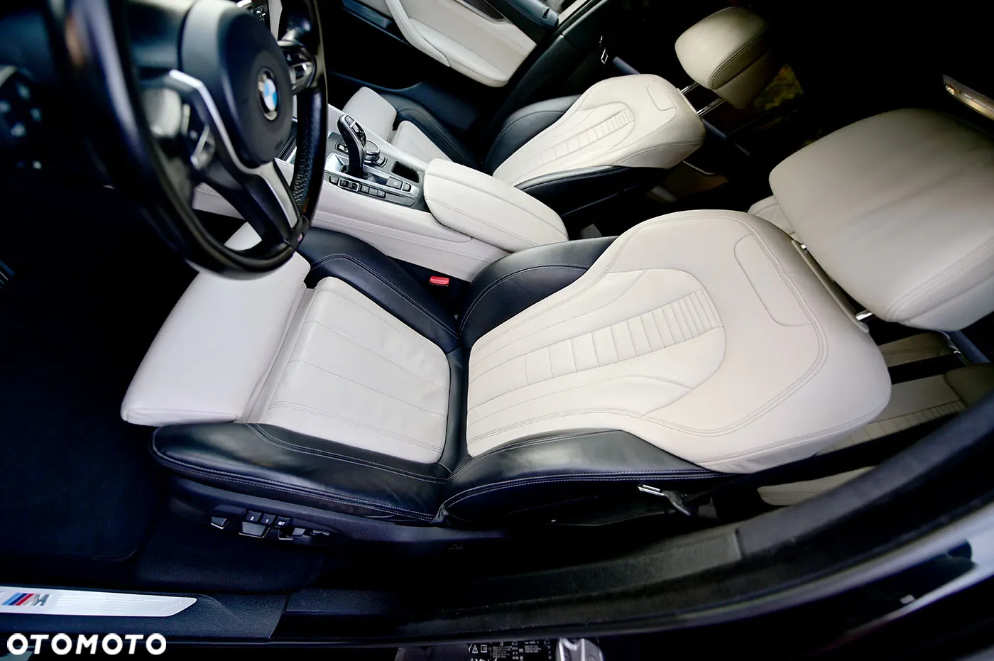 BMW X6 xDrive40d M Sport - 24