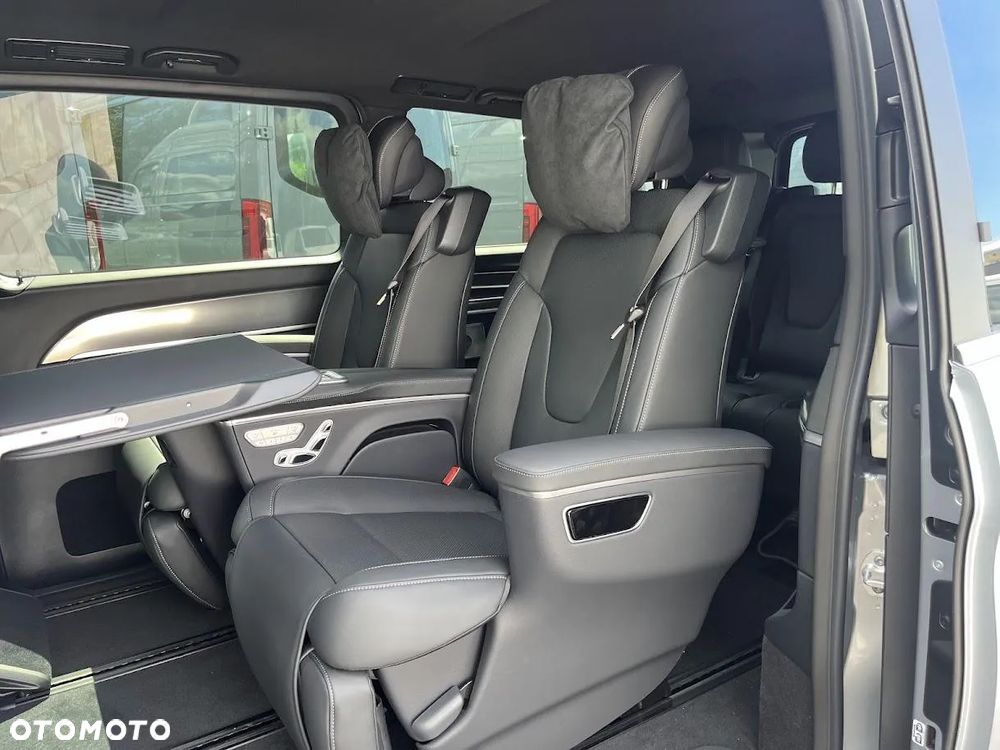 Mercedes-Benz Klasa V 300 d 4-Matic 9G-Tronic Exclusive (ekstra d³) - 16