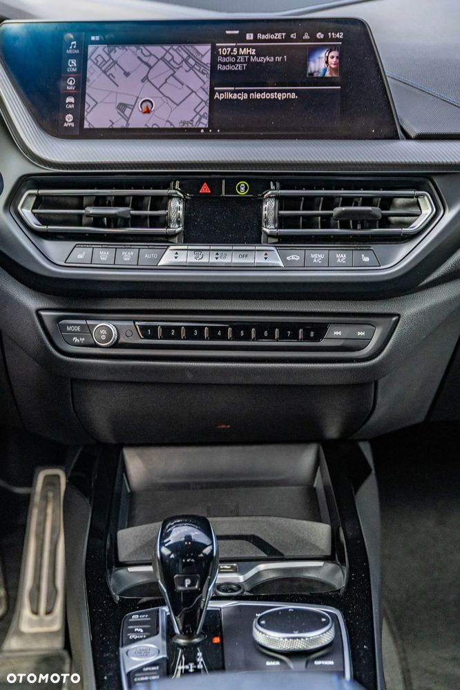 BMW Seria 2 220i Sport Line - 23