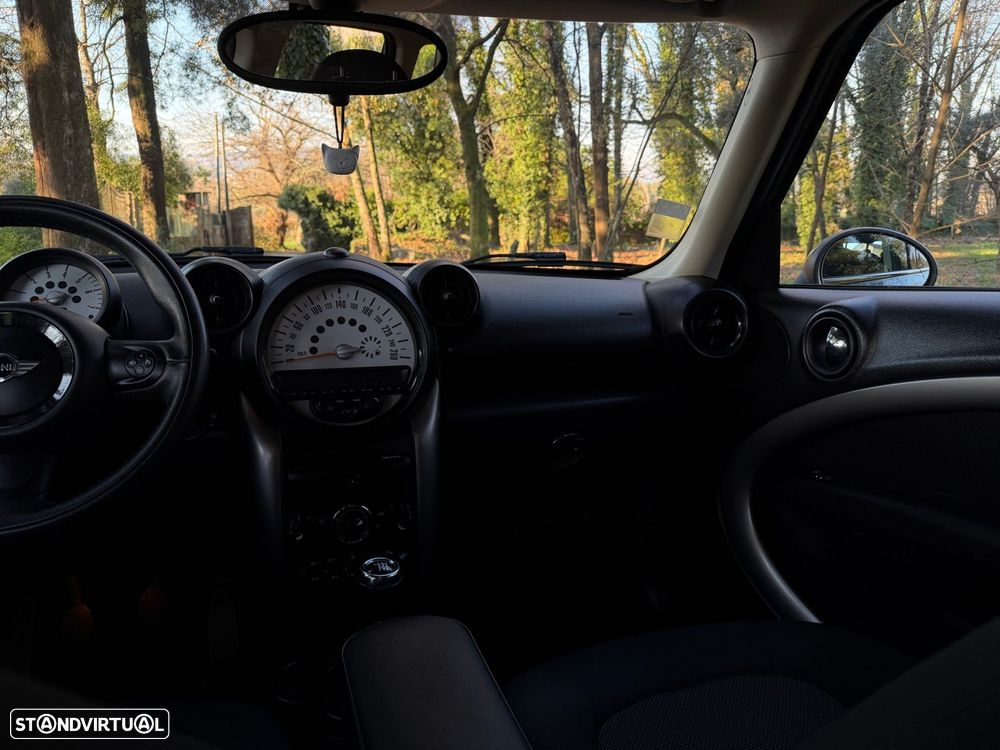 MINI Countryman One D - 19