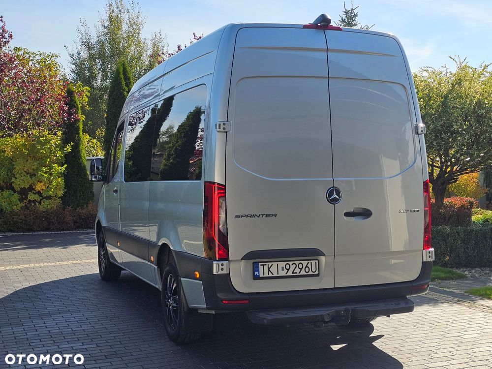 Mercedes-Benz Sprinter - 9