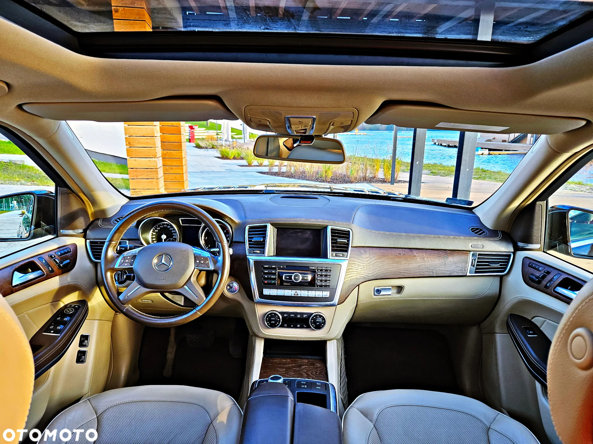 Mercedes-Benz GL 350 BlueTec 4-Matic - 17