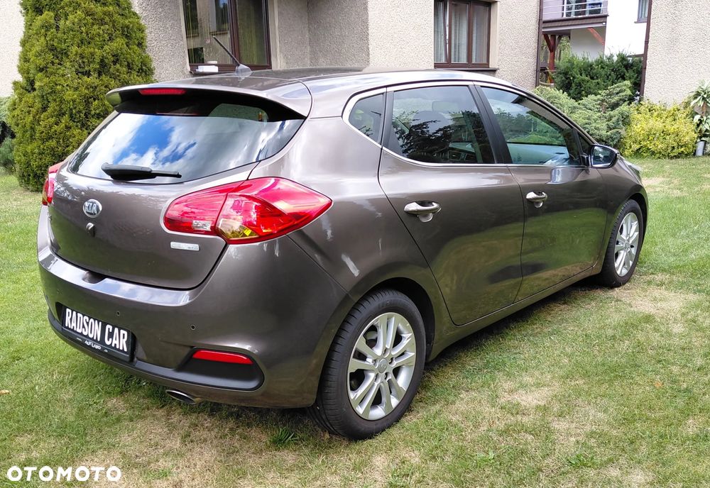Kia Ceed 1.6 GDI ISG Spirit - 7