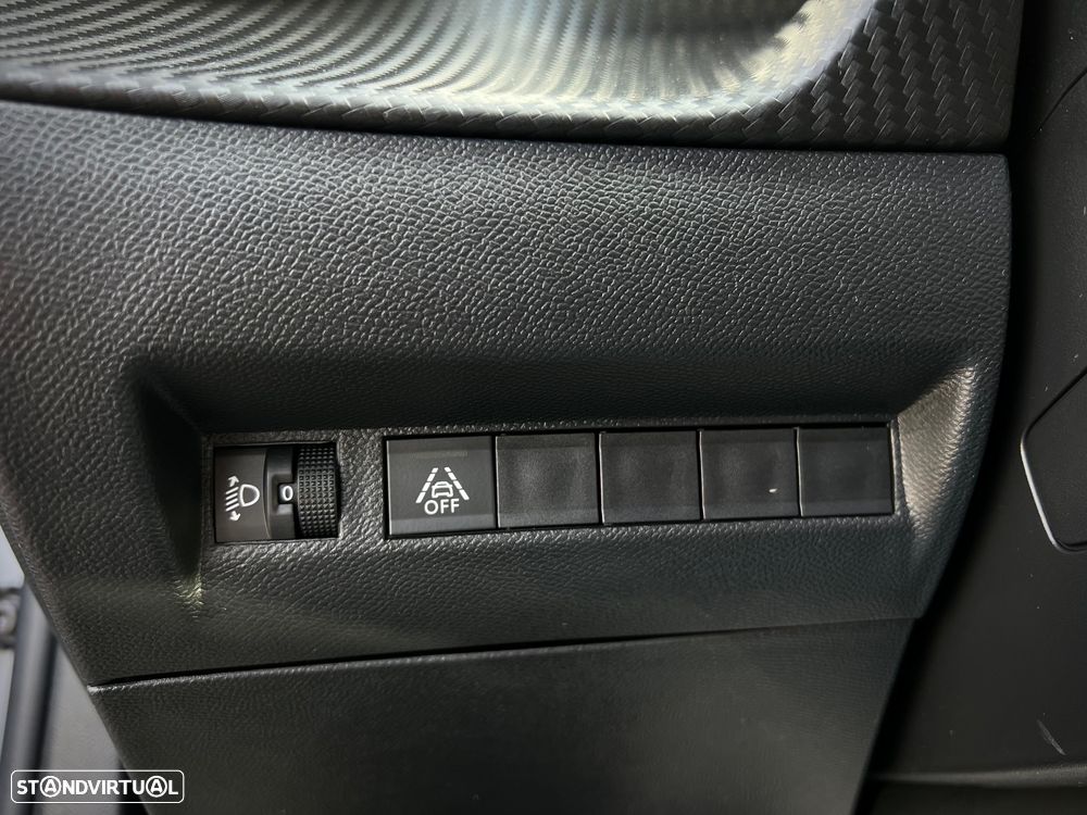 Peugeot e-2008 Allure Pack - 21