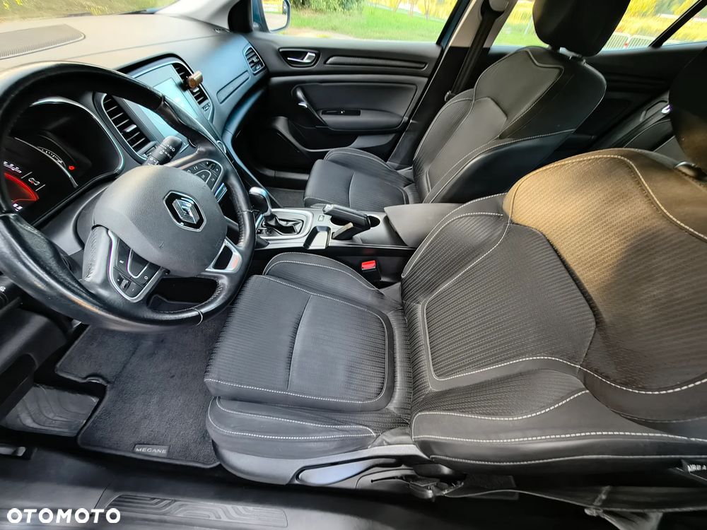 Renault Megane 1.5 dCi Limited EDC EU6 - 13