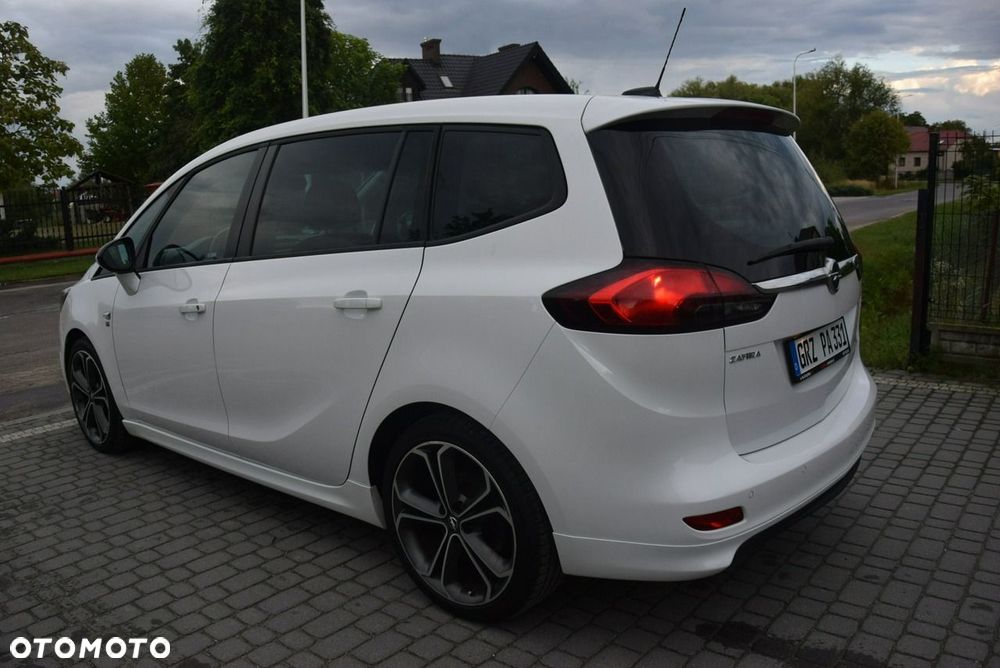 Opel Zafira 1.4 Turbo (ecoFLEX) Start/Stop ON - 16