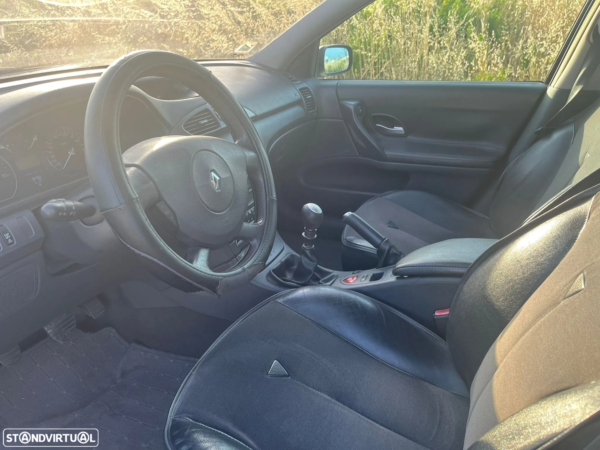 Renault Laguna 1.9 dCi Privilège - 8