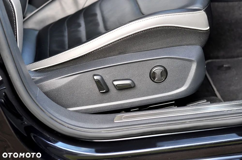 Volkswagen Arteon 2.0 TDI 4Motion Elegance DSG - 33