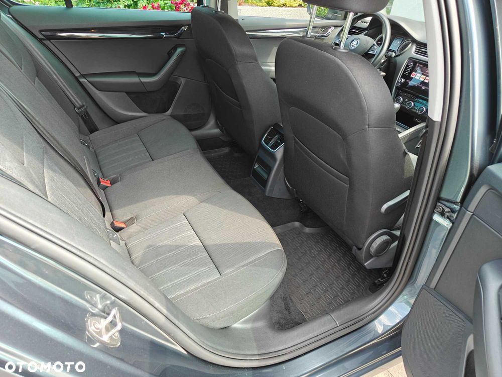 Skoda Octavia - 8