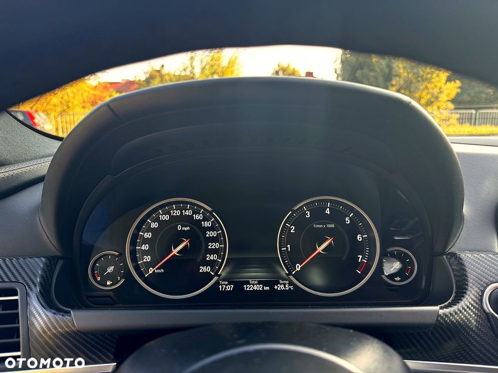 BMW Seria 6 650i xDrive Edycja M Sport - 9