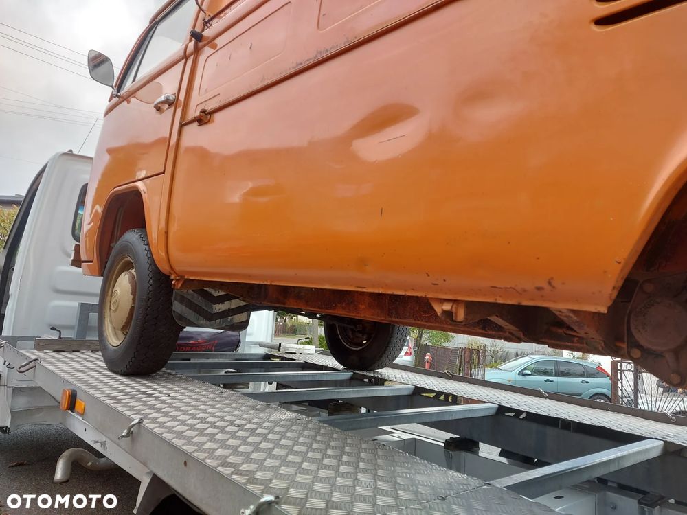 Volkswagen Transporter - 30