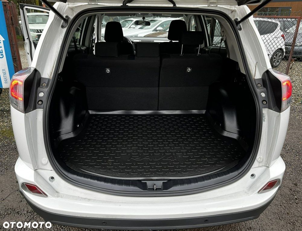 Toyota RAV4 2.0 Active 4x4 - 31