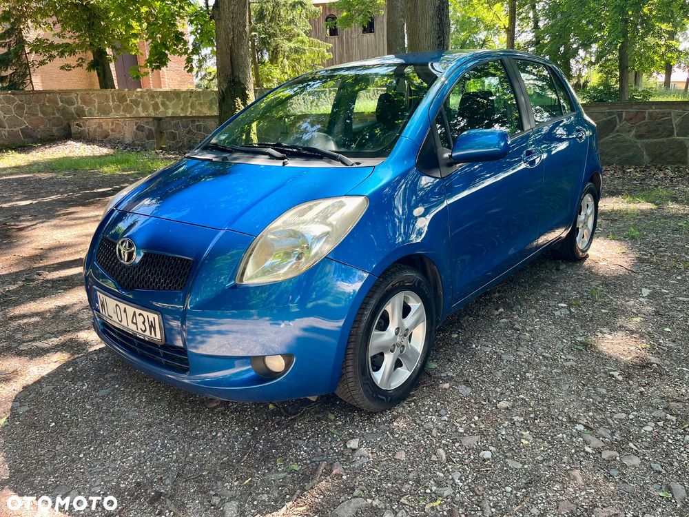 Toyota Yaris 1.3 Luna Hit - 1