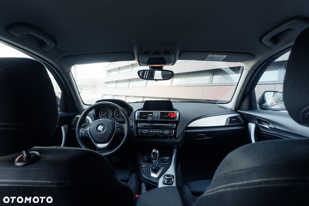 BMW Seria 1 118i Sport Line - 13