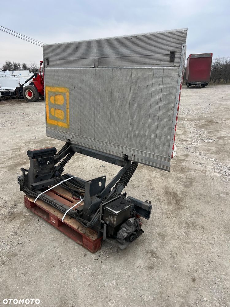 Winda 750 Kg. DHOLLANDIA - 3