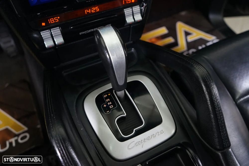 Porsche Cayenne Tiptronic - 30