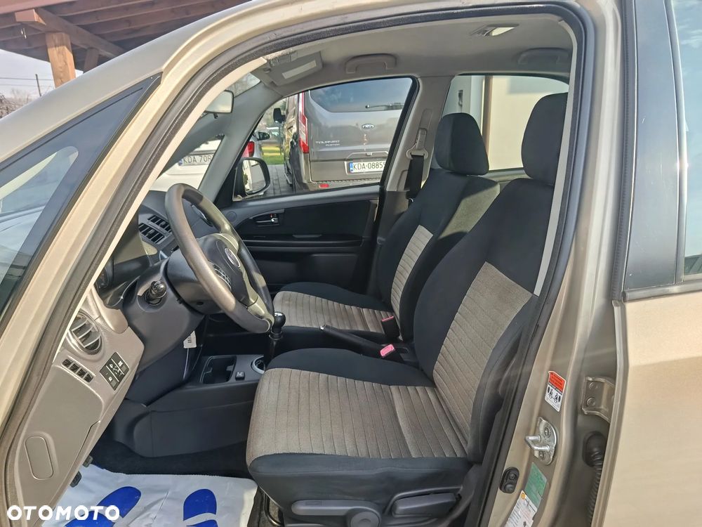 Fiat Sedici 1.6 16V 4x4 Emotion - 14