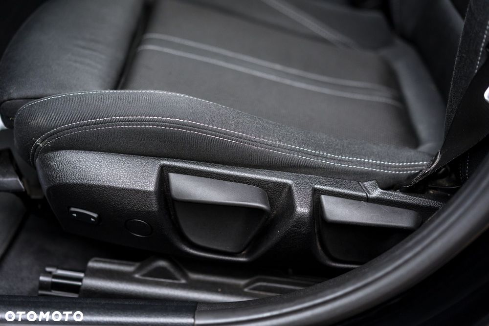 BMW Seria 3 318i Advantage - 7