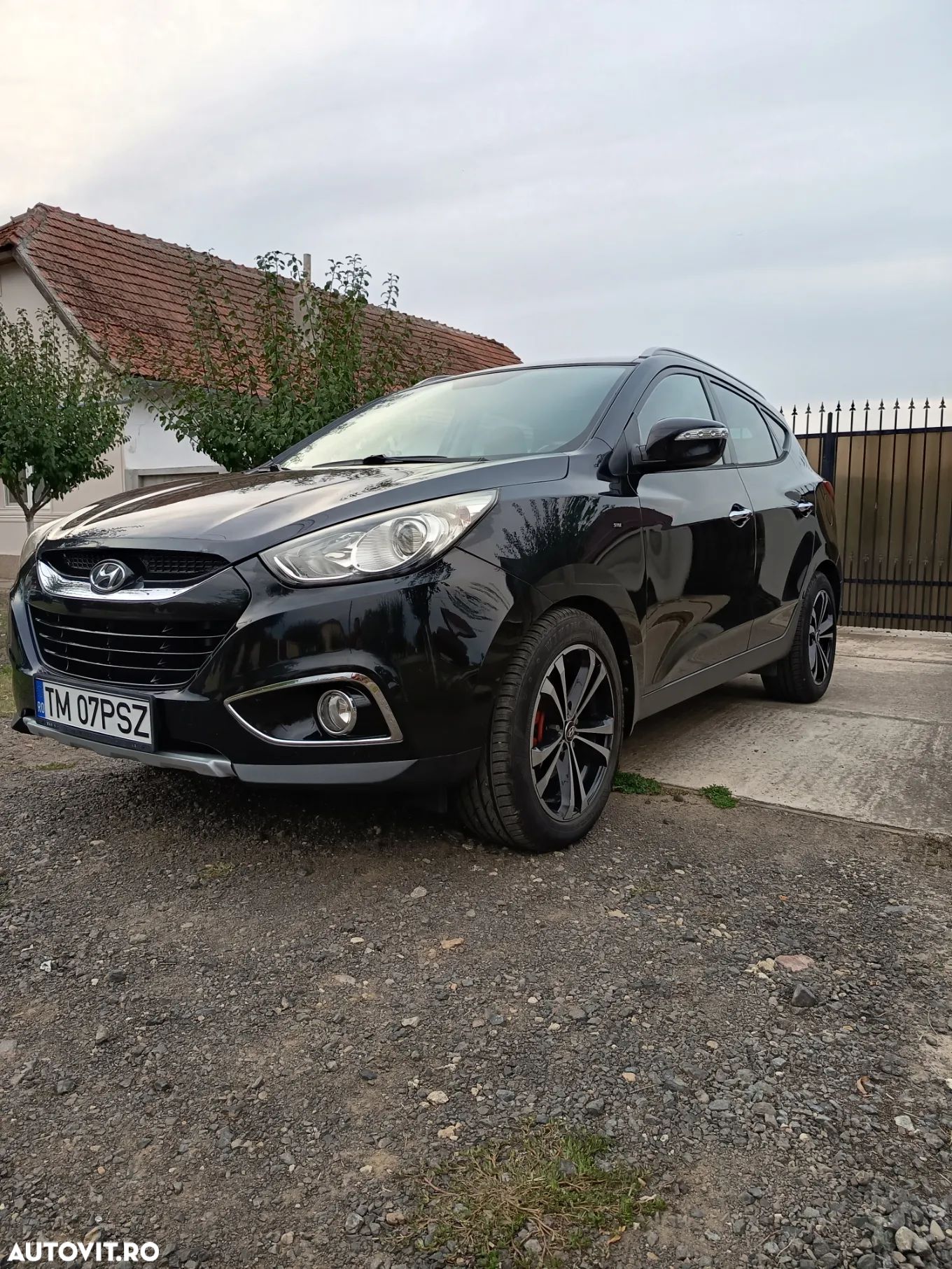Hyundai ix35 2.0 CRDI Low 2WD GL Classic - 1