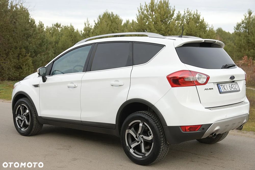 Ford Kuga 2.0 TDCi 4x4 Titanium - 4