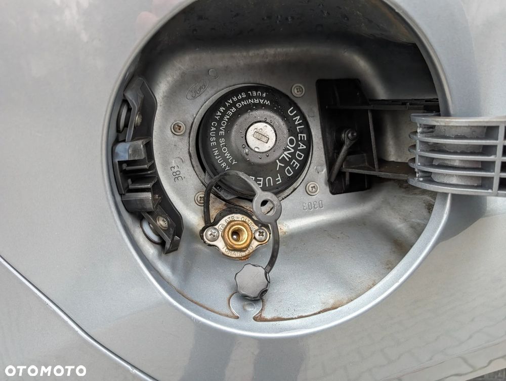 Ford KA 1.2 Trend - 16