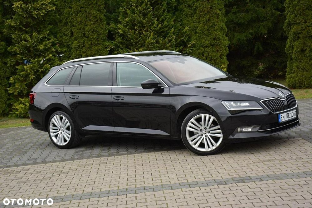 Skoda Superb 2.0 TDI DSG Premium Edition - 10