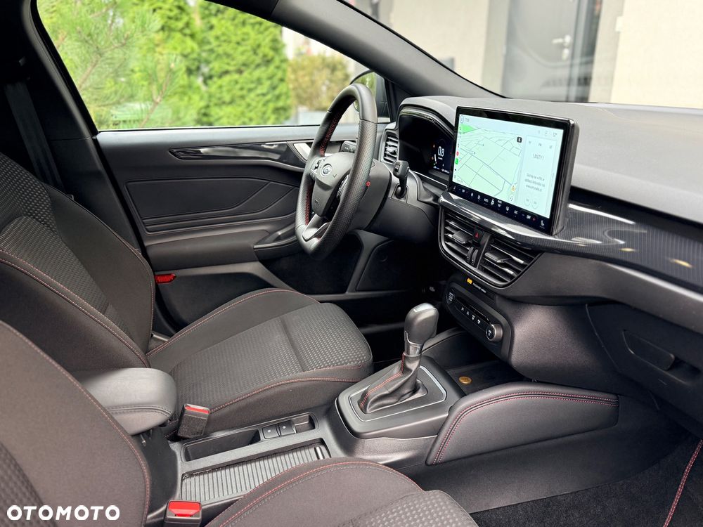 Ford Focus 1.0 EcoBoost mHEV ST-Line X - 27