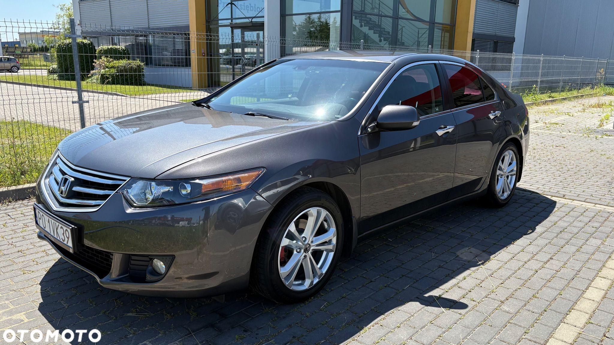Honda Accord - 1