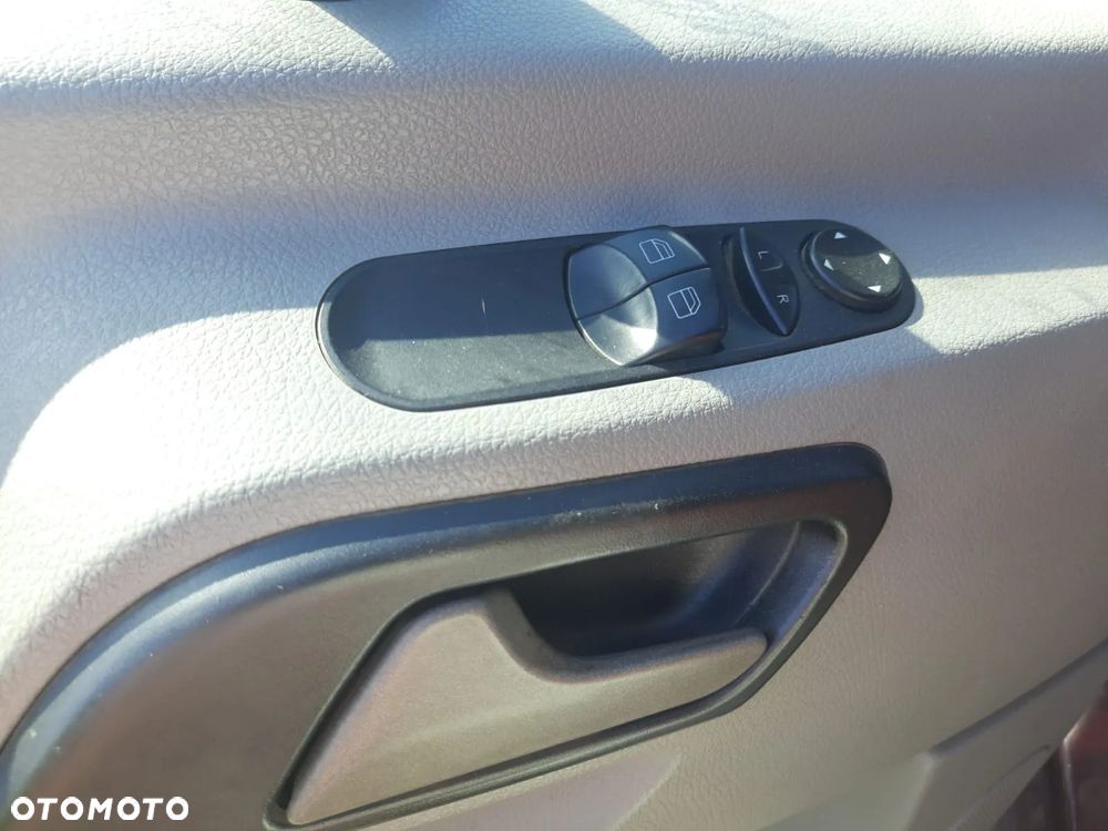 Volkswagen Crafter - 16