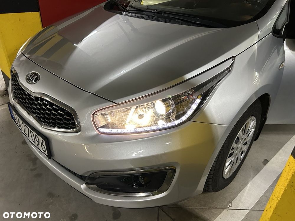 Kia Ceed 1.4 CRDi M - 21