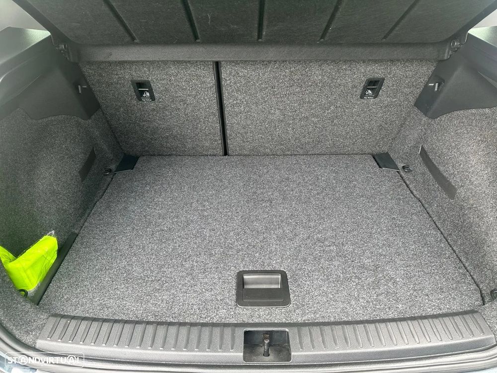 SEAT Arona - 16