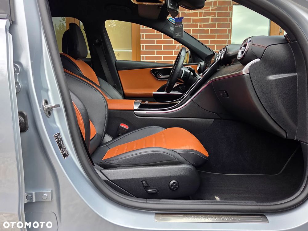 Mercedes-Benz Klasa C 220 d 9G-TRONIC AMG Line - 4