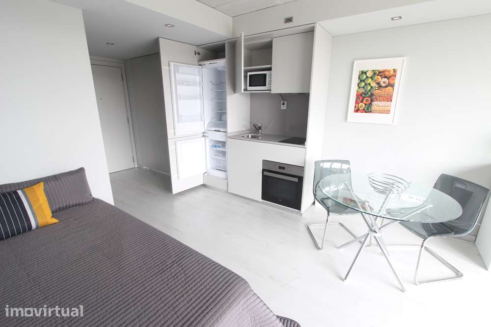 APARTAMENTO T0 NA RUA DA LOJA DO CIDADÃO - AVEIRO - Grande imagem: 4/12