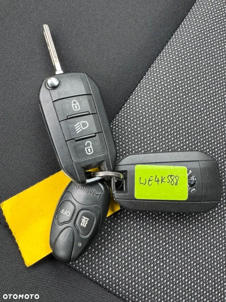 Peugeot Expert Long 2,9t Premium (bryg.) - 30