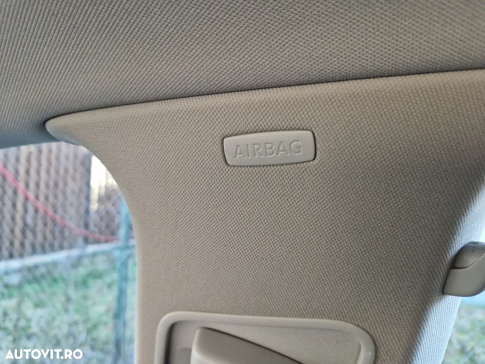 Volkswagen Golf 1.4 TSI Comfortline - 17