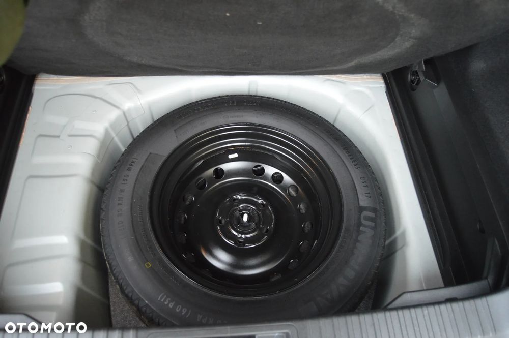 Renault Captur TCe 130 EDC GPF INTENS - 37