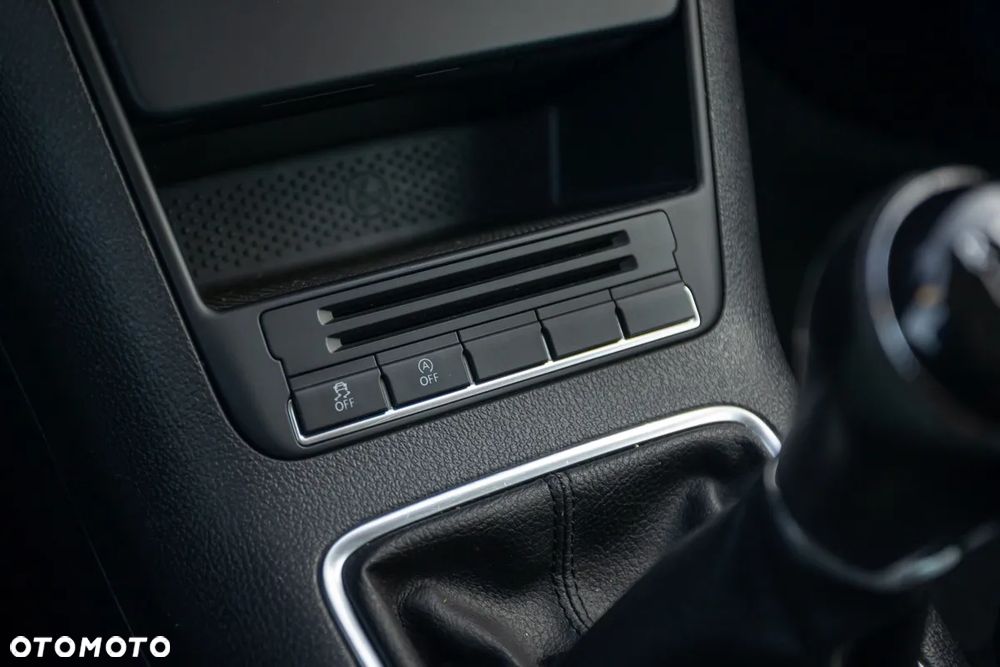 Volkswagen Tiguan 2.0 TDI BlueMot Sport&Style - 23