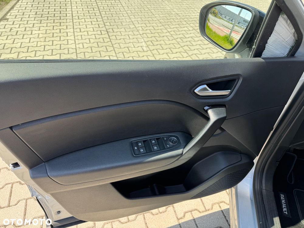 Renault Captur - 19