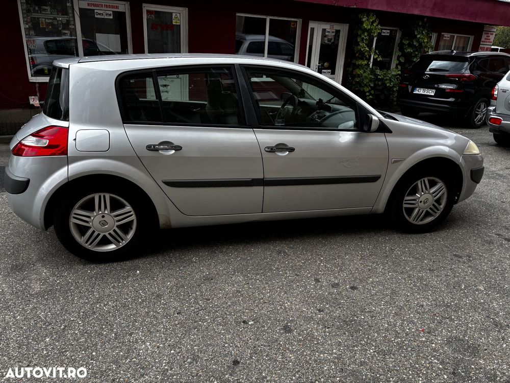 Renault Megane 1.5 dCi Dynamique - 7