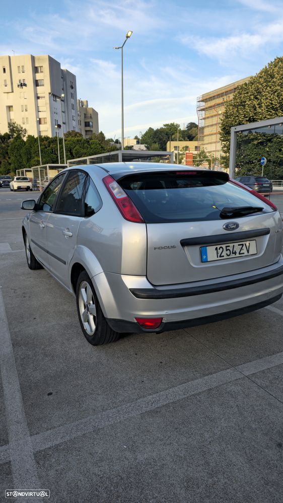 Ford Focus 1.6 TDCi Trend - 4