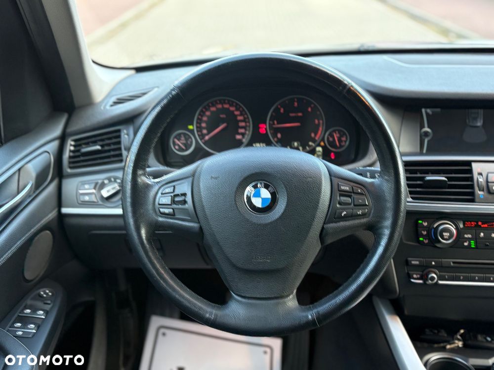 BMW X3 xDrive20d - 17