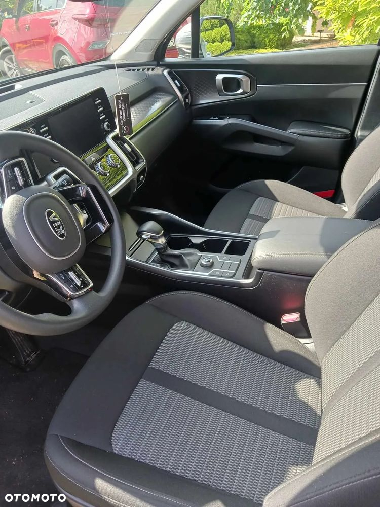 Kia Sorento - 9