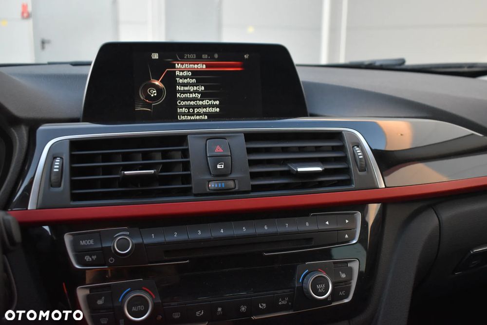 BMW Seria 3 320d Sport Line - 8