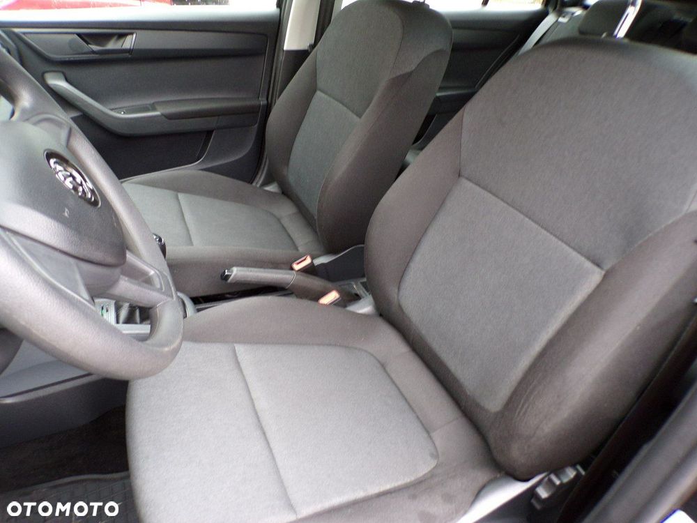 Skoda Fabia 1.0 TSI Tour - 19