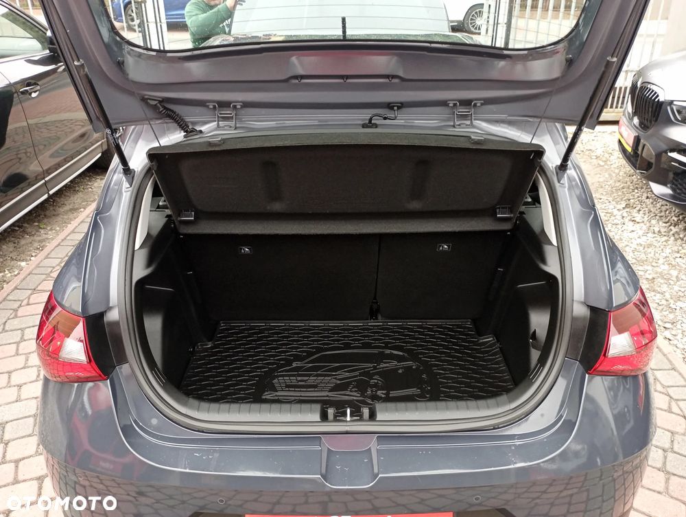 Hyundai i20 1.0 T-GDI Pure DCT - 25