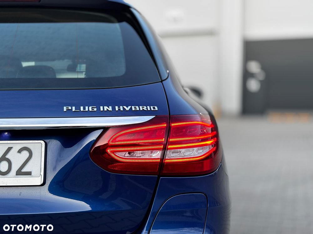 Mercedes-Benz Klasa C 350 e - 13