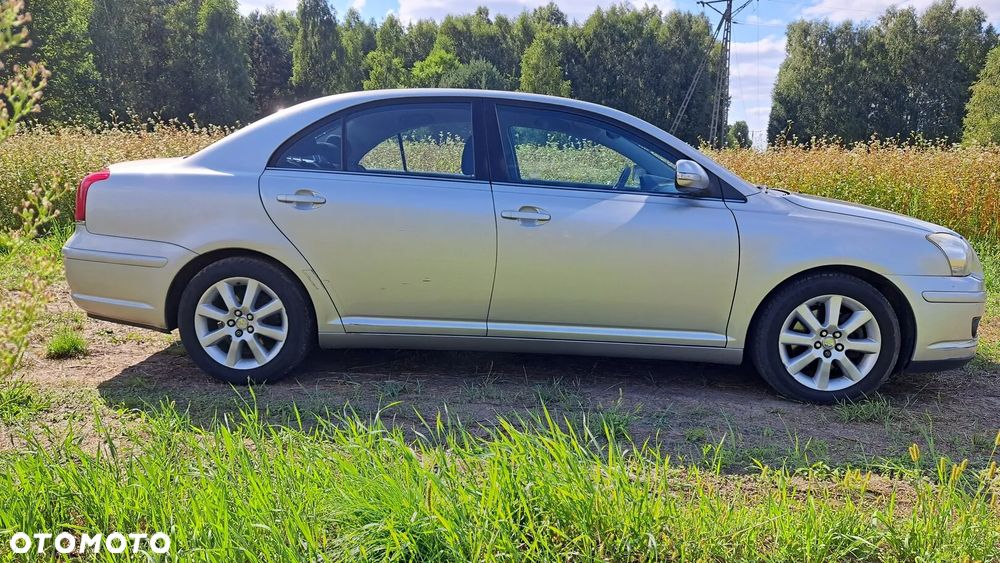 Toyota Avensis 2.0 VVT-i Sol plus - 8