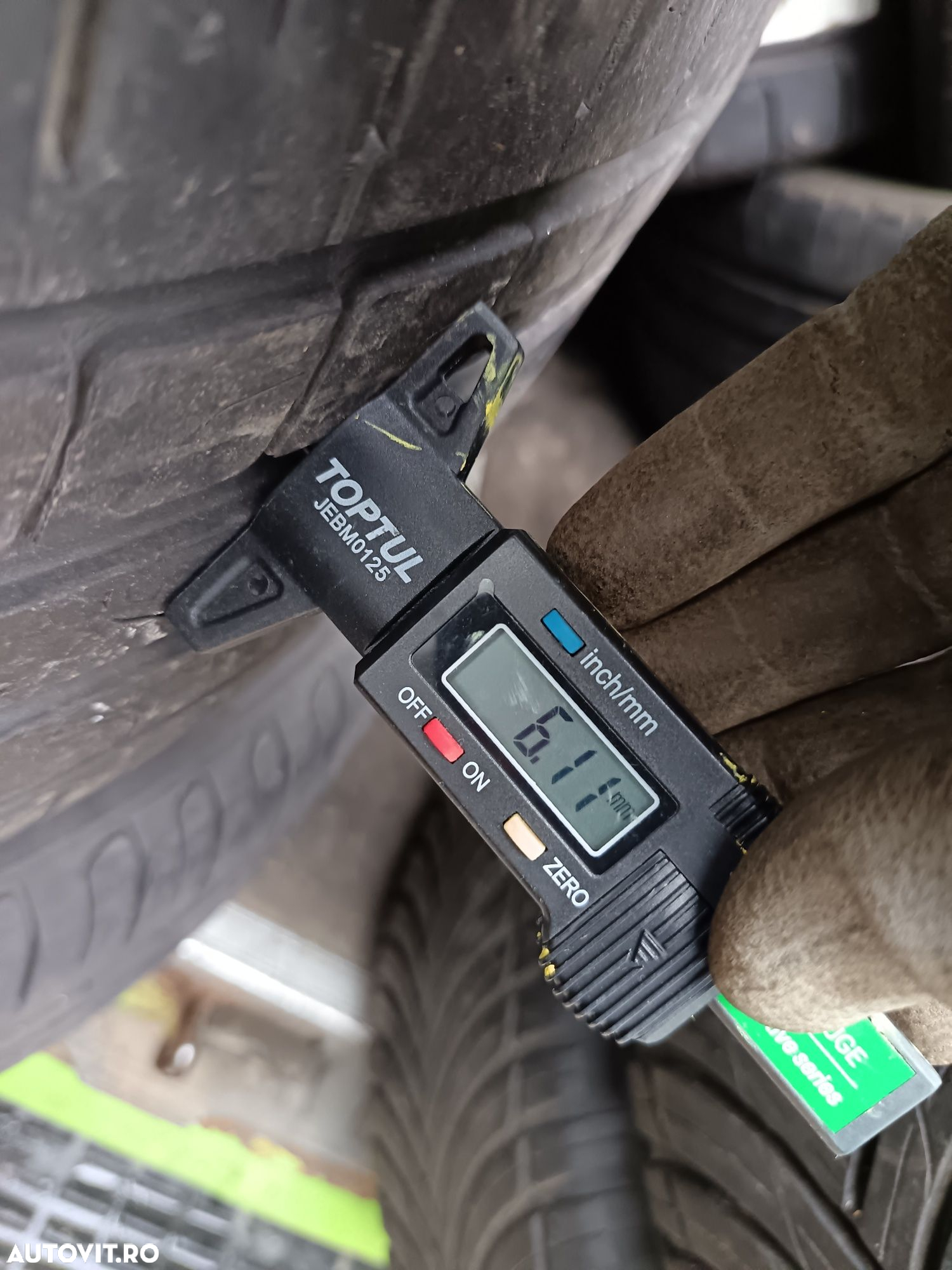 Anvelope vara 235 40 19 pirelli 2017 6mm - 5