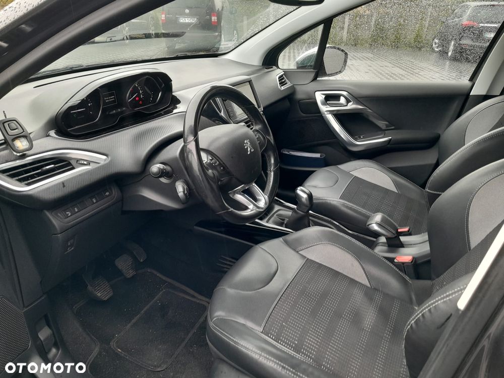 Peugeot 2008 PureTech 82 Allure - 6